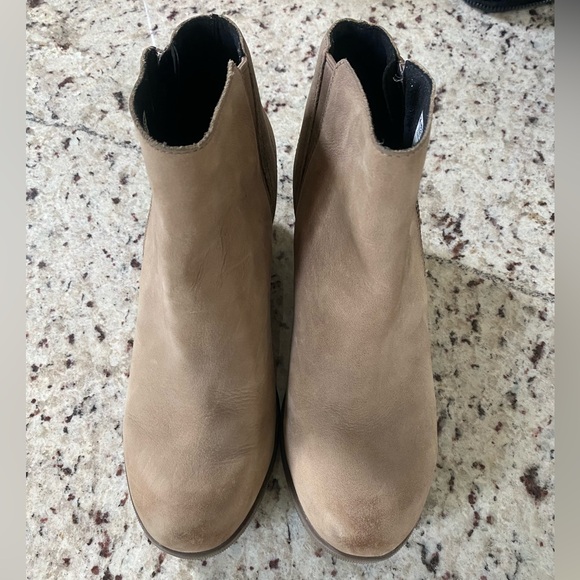 Sorel Joan of Arctic Wedge Booties sz 9.5! - Picture 6 of 6